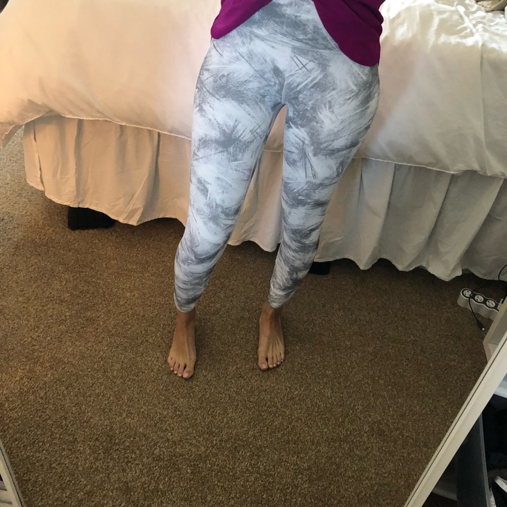 Lululemon leggings - Picture 3 of 3
